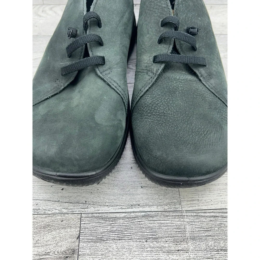 KEEN Mosey‎ Chukka Men Sz 11 Dark Olive Green Leather Minimalist Boots 1029529